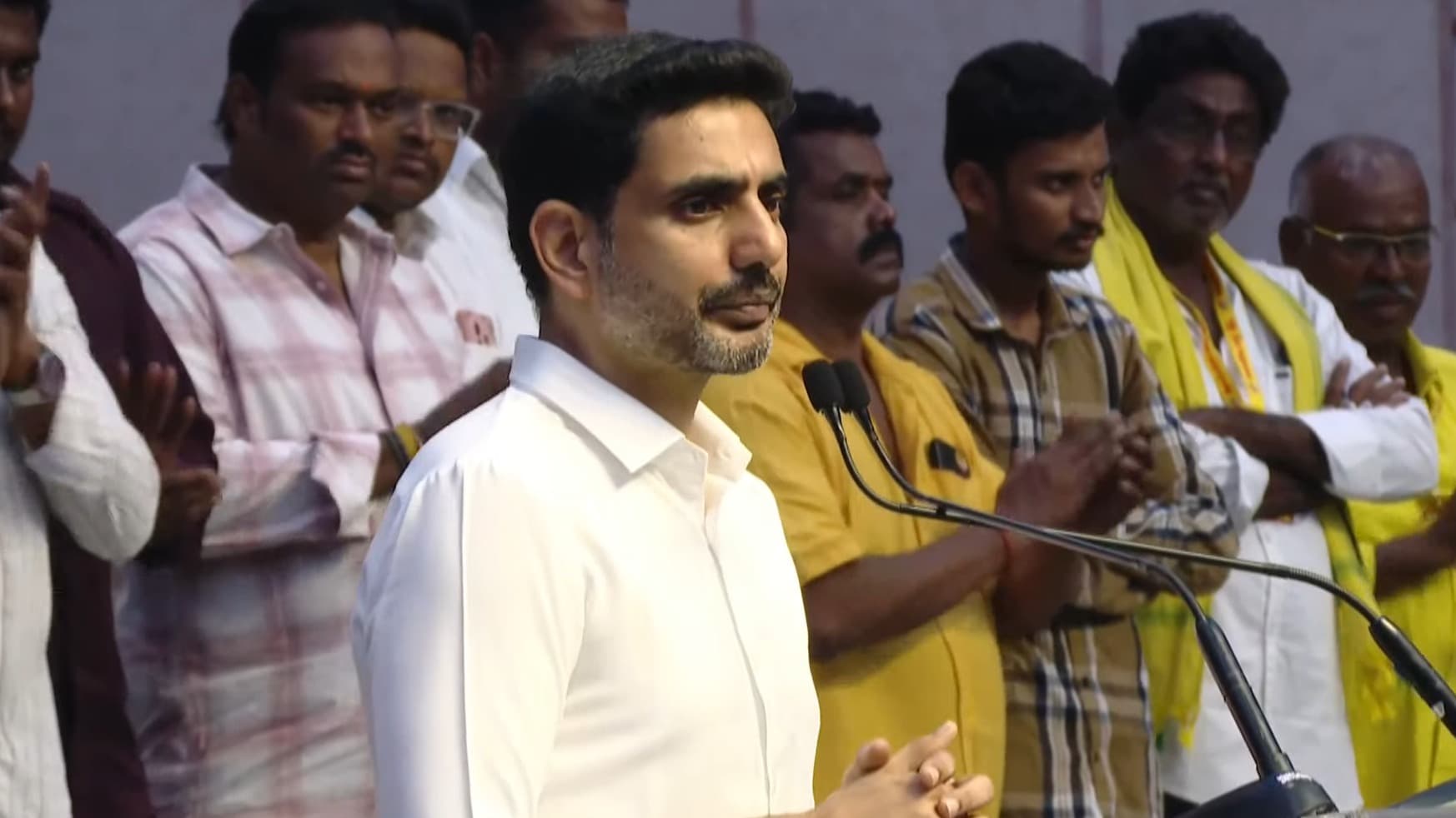మంగళగిరిని దేశానికే ఆదర్శంగా తీర్చిదిద్దుతాం: నారా లోకేష్