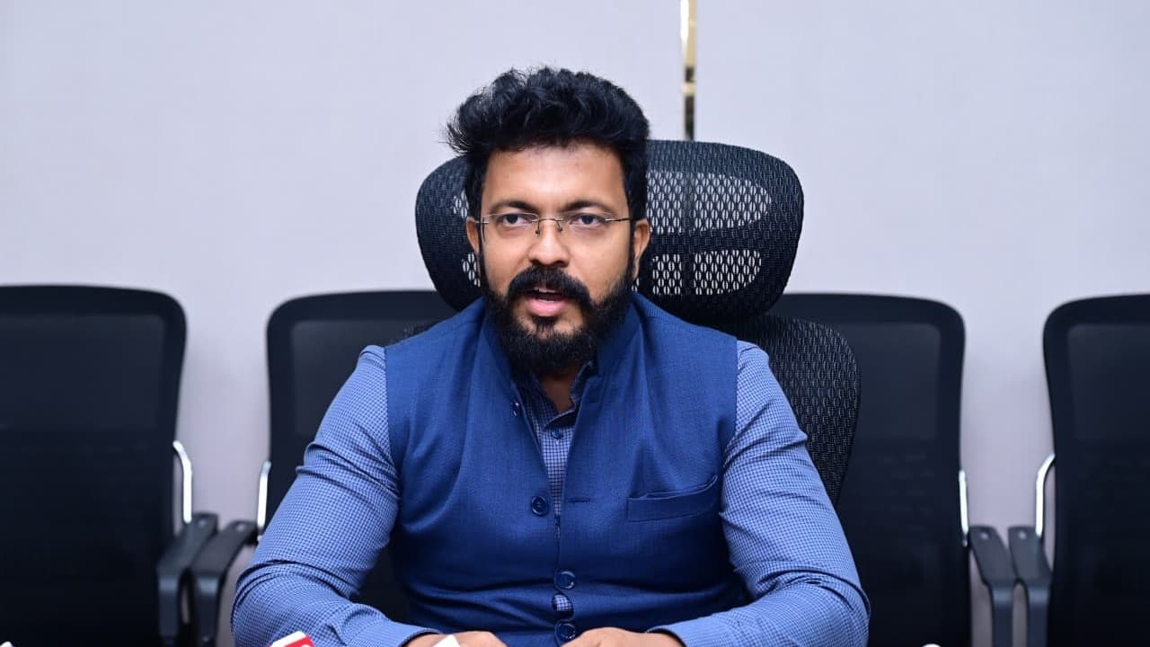 గుంటూరులో 24న మెగా పేరెంట్-టీచర్ సమావేశం: సాయికాంత్ వర్మ
