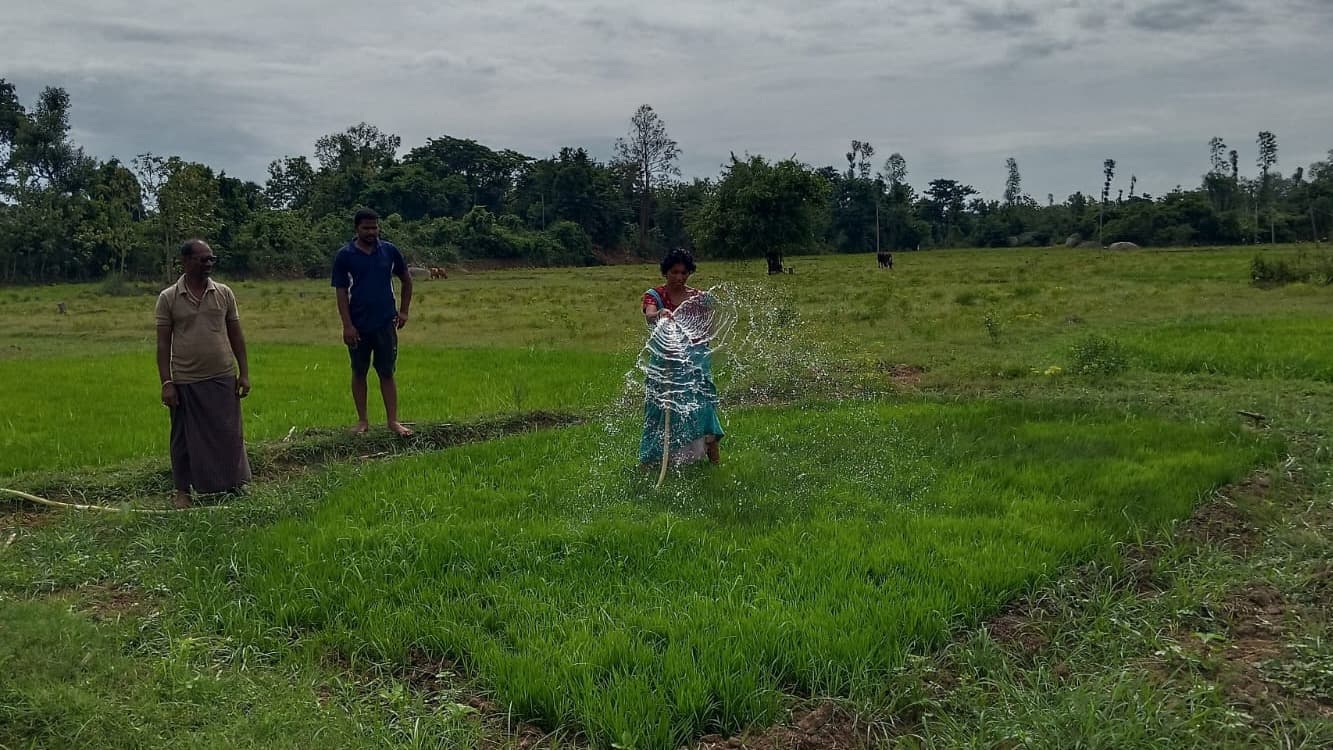 వర్షాల కోసం రైతన్నల ఎదురుచూపులు..