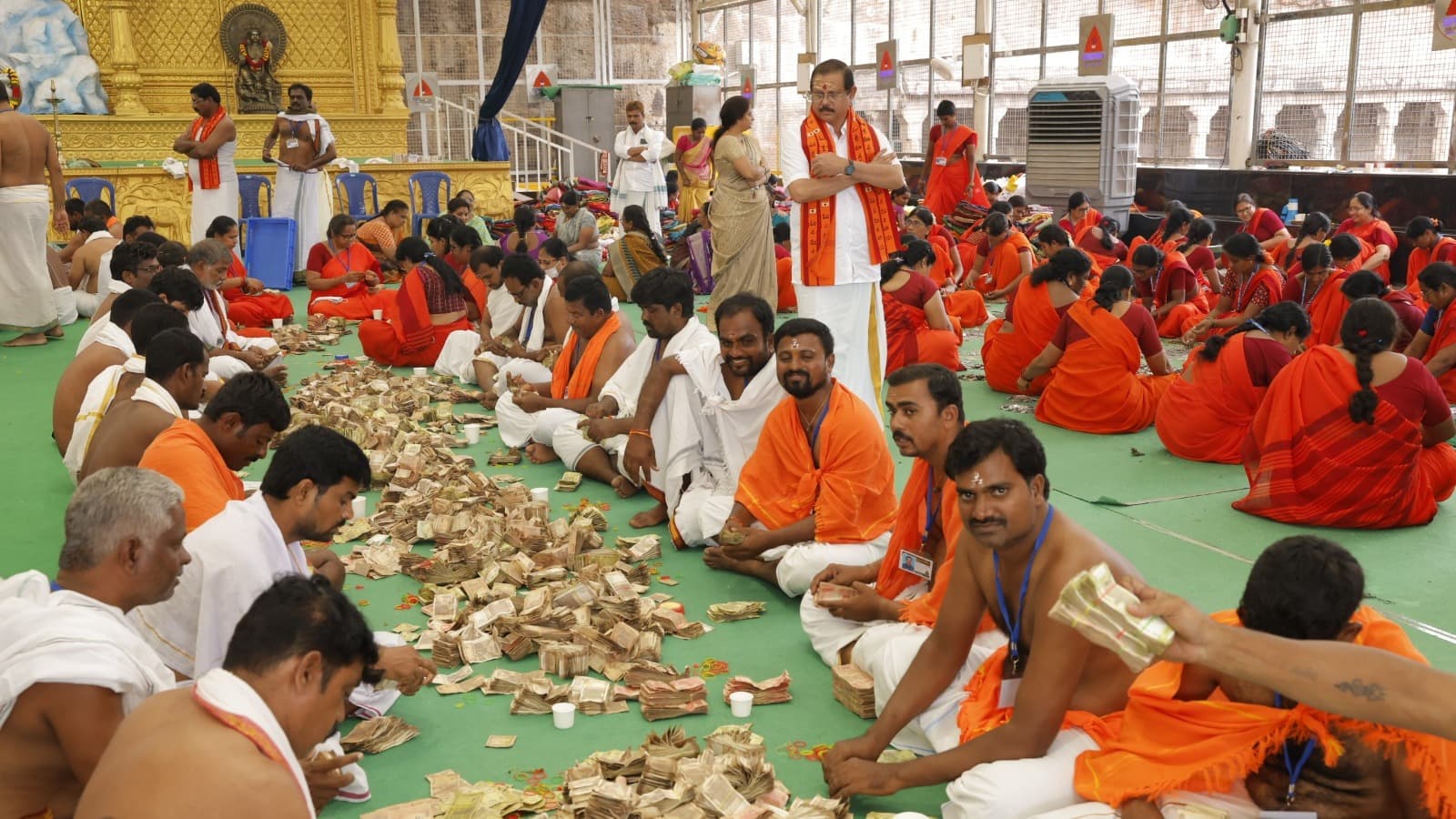 శ్రీశైల దేవస్థాన హుండీ ఆదాయం