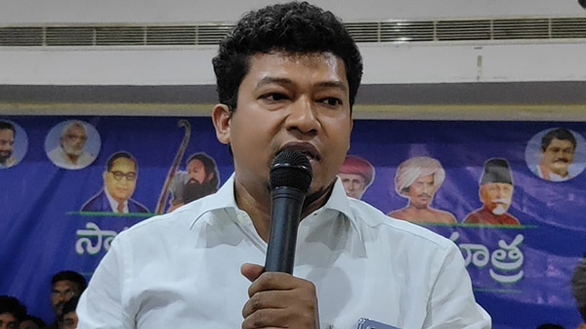 సీదిరి అప్పలరాజుకు పోలీస్ స్టేషన్‌లోనే వైద్య పరీక్షలు