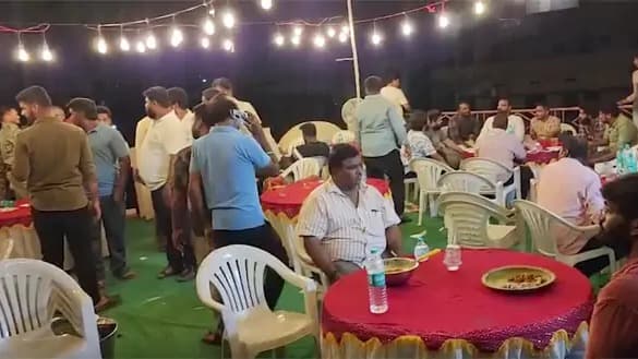 వైసీపీ నేత పుట్టినరోజు పార్టీలో రచ్చ..