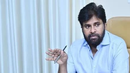 కేబినెట్ భేటీకి పవన్ కళ్యాణ్ గైర్హాజరు..