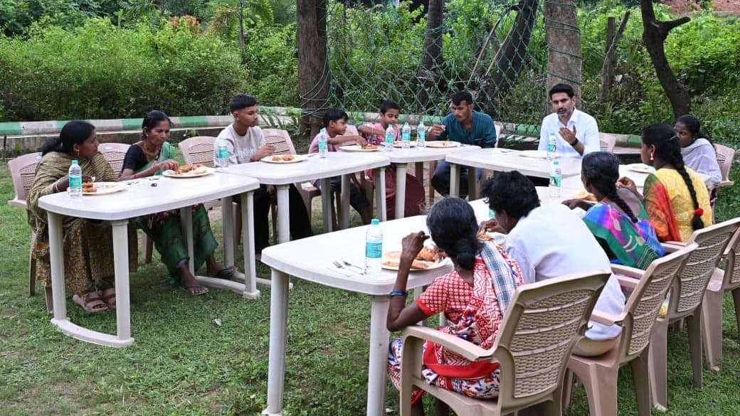 బాధిత కుటుంబాలకు అండగా మంత్రి లోకేష్ భరోసా