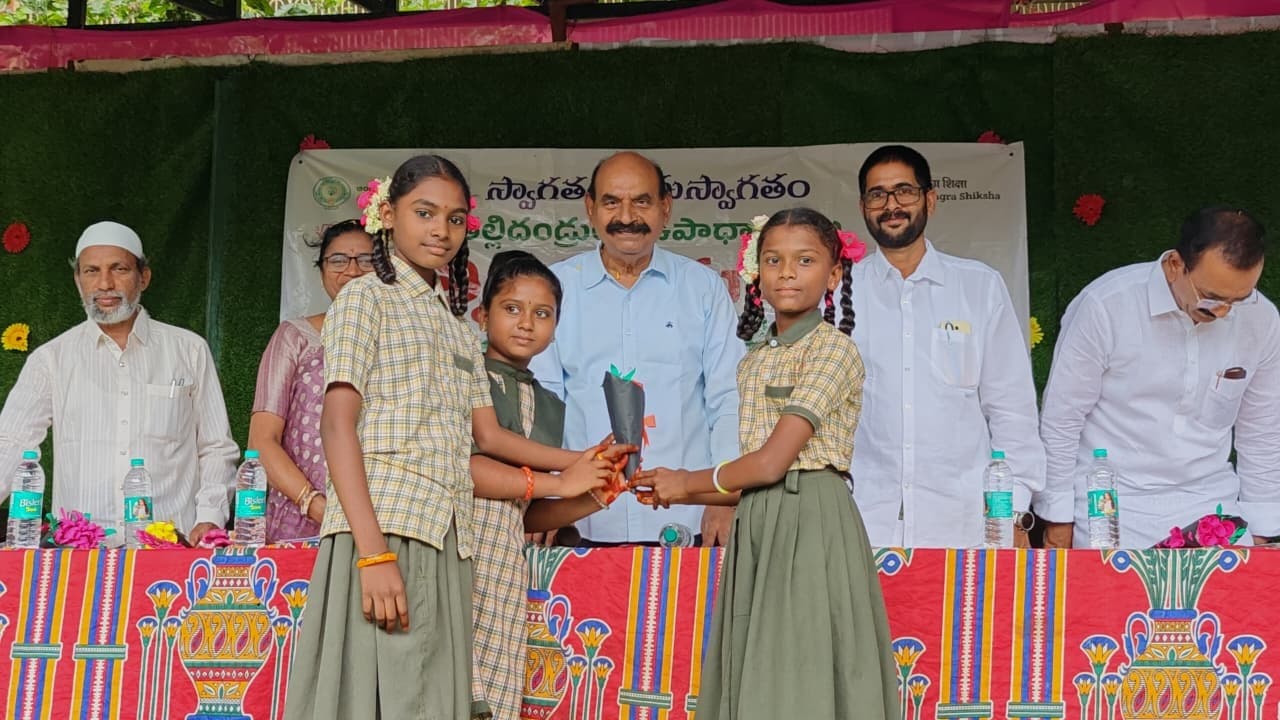 మెగా పీటీఎంలో పాల్గొన్న మంత్రి ఎన్ఎండీ ఫరూక్