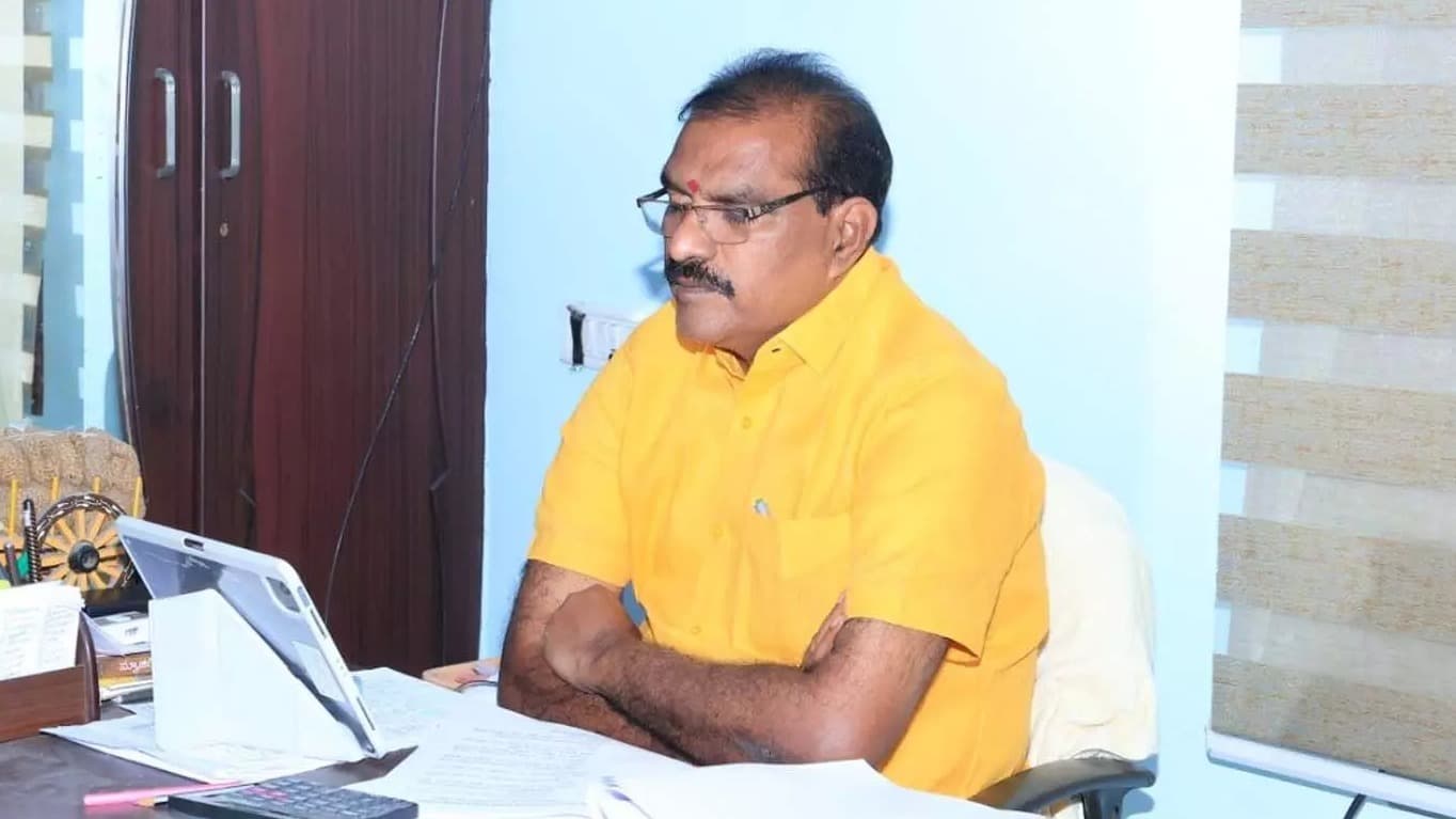 డెల్టా రైతుల ప్రయోజనాలపై మంత్రి నిమ్మల సమీక్ష