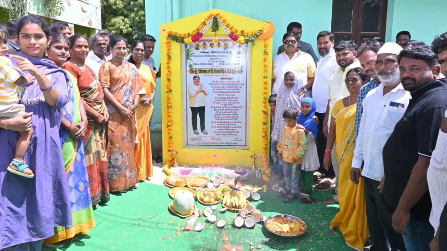 చిత్తూరులో రూ.30.80 లక్షల సీసీ రోడ్లను ప్రారంభించిన ఎమ్మెల్యే జగన్ మోహన్