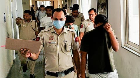 నీట్ పేపర్ లీక్ కేసు.. 13 మందిపై సీబీఐ చార్జ్‌షీట్ దాఖలు