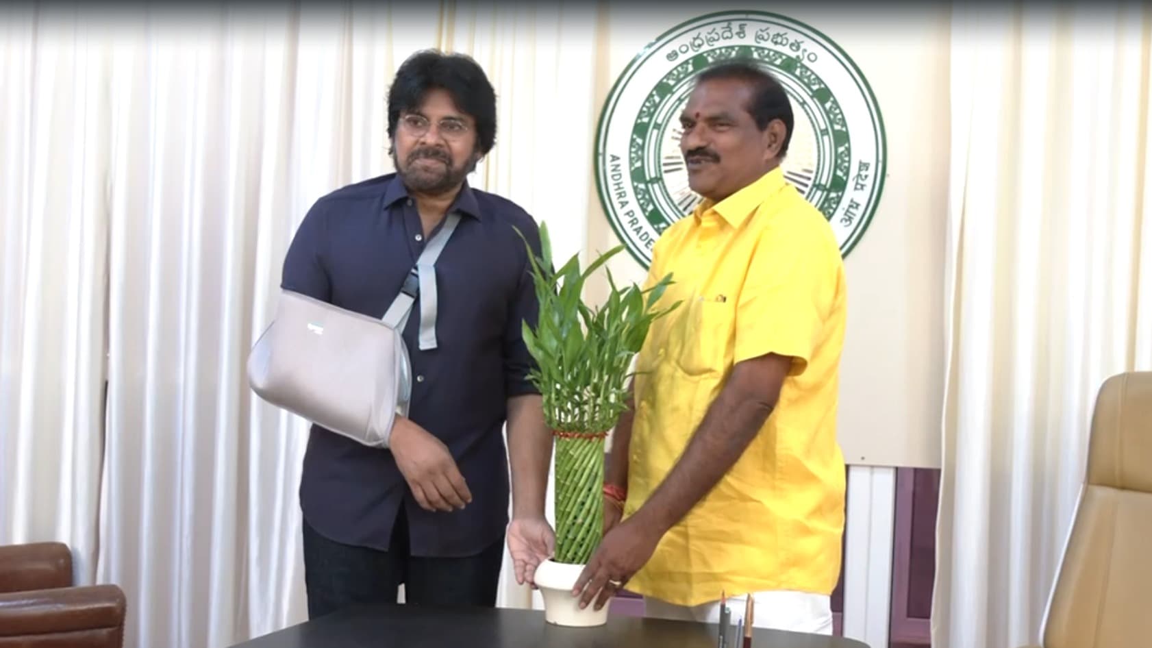 పవన్‌తో నిమ్మల భేటీ..