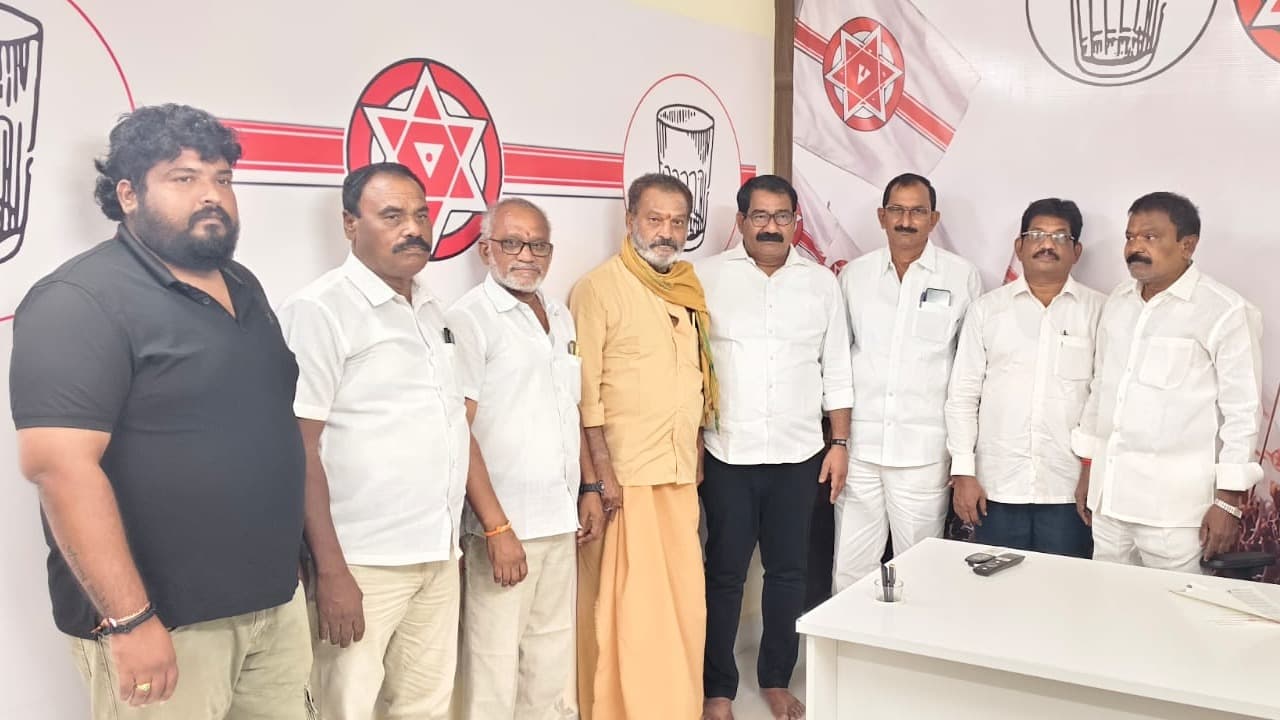 యల్లటూరు శ్రీనివాసరాజుతో ఒంటిమిట్ట టీడీపీ నేతల భేటీ
