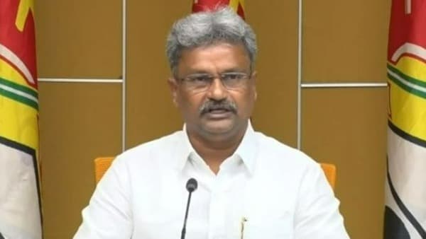 జగన్ మానవ మృగంలా వ్యవహరిస్తున్నాడు: పిల్లి మాణిక్యాలరావు