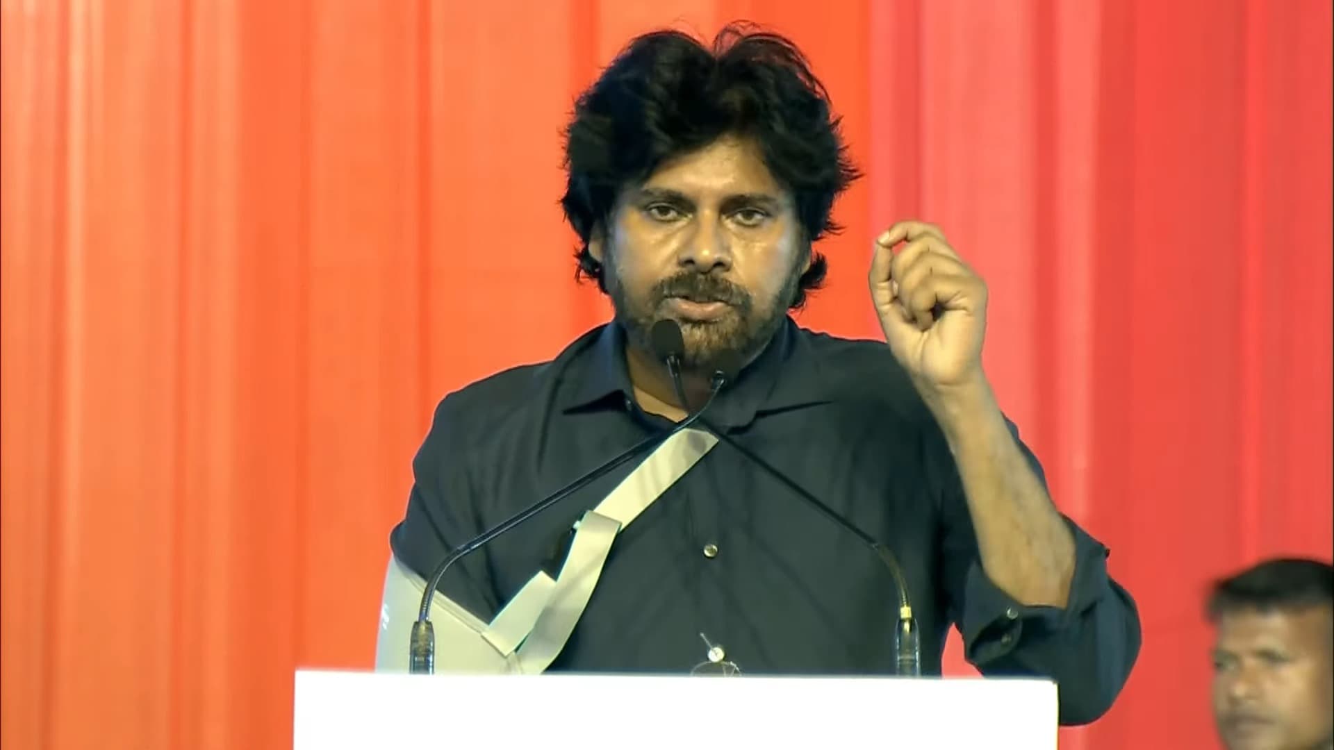 భోగాపురం విమానాశ్రయంతో ఉత్తరాంధ్రకు కొత్త అధ్యాయం: పవన్