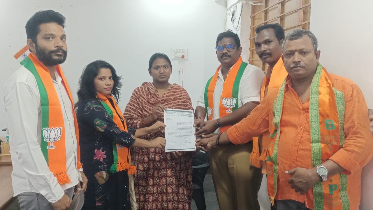 ఆలయాలను సాంస్కృతిక కేంద్రాలుగా తీర్చిదిద్దాలని బీజేపీ వినతి