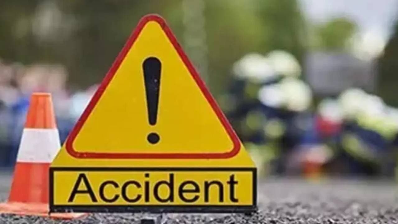 నెల్లూరులో ఘోర రోడ్డు ప్రమాదం..