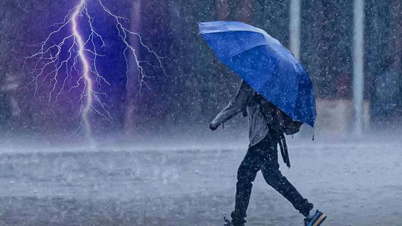 ఏపీలో పిడుగులతో వర్షాలు.. పలు జిల్లాలకు అప్రమత్తత