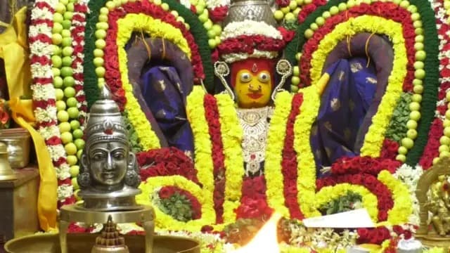 తిరుపతి గంగమ్మ ఆలయంలో వివాదం..
