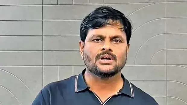 హైకోర్టును ఆశ్రయించిన వైసీపీ నేత చింతాడ రవికుమార్