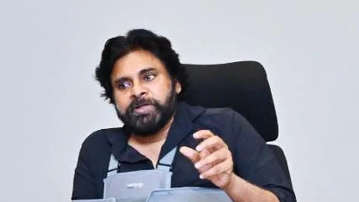 మండలి వెంకట కృష్ణారావుకు పవన్ కళ్యాణ్ నివాళులు