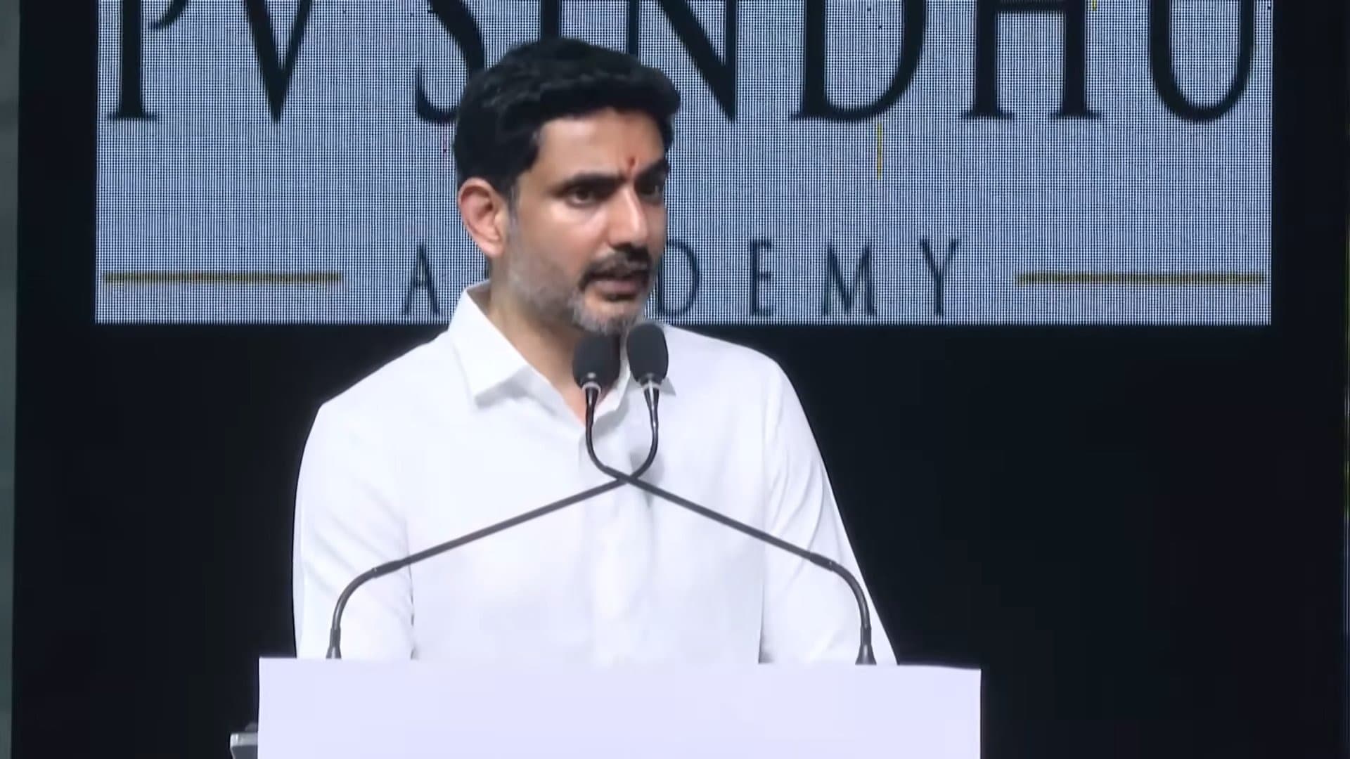 క్రీడాకారులకు అవసరమైన సంపూర్ణ మద్దతు అందిస్తాం: లోకేష్