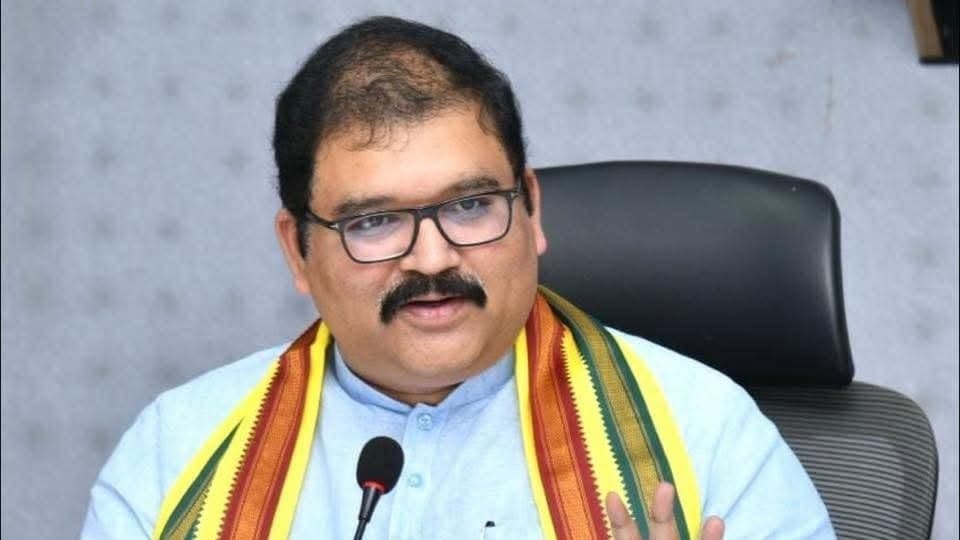 మెగా డీఎస్సీపై వైసీపీ దుష్ప్రచారం: పట్టాభిరామ్