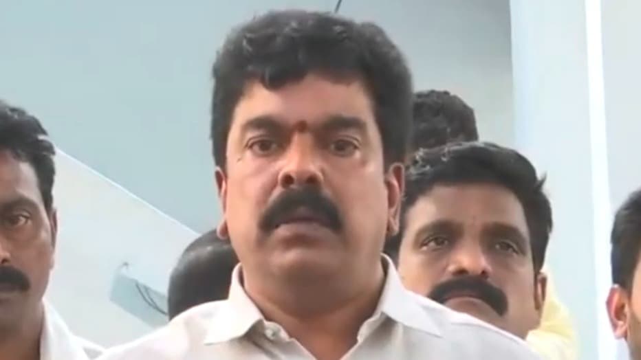 డీఎస్సీపై వైసీపీ రాద్దాంతం: ఎమ్మెల్యే బొండా ఉమా