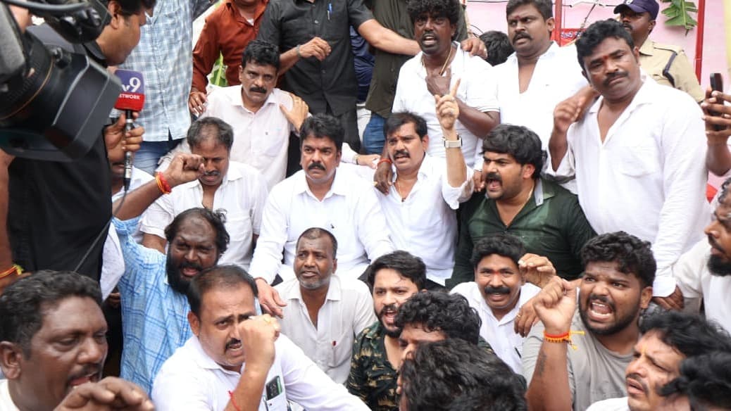 డీఎస్సీపై చర్చకు సిద్ధం.. వైసీపీకి బొండా ఉమ సవాల్