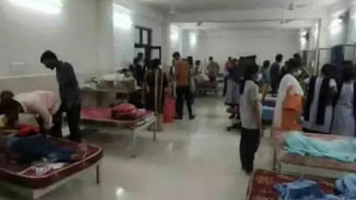 శశి కాలేజీలో కలకలం..