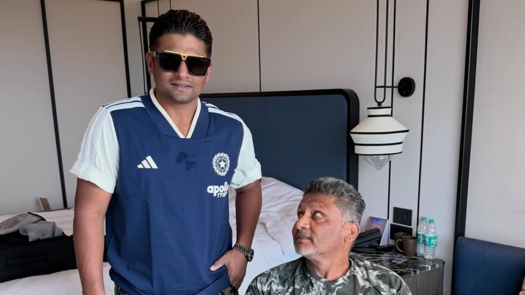 సర్ఫరాజ్‌ ఖాన్‌కు మళ్లీ భారత జట్టులో చోటు.. తండ్రితో సంబరం