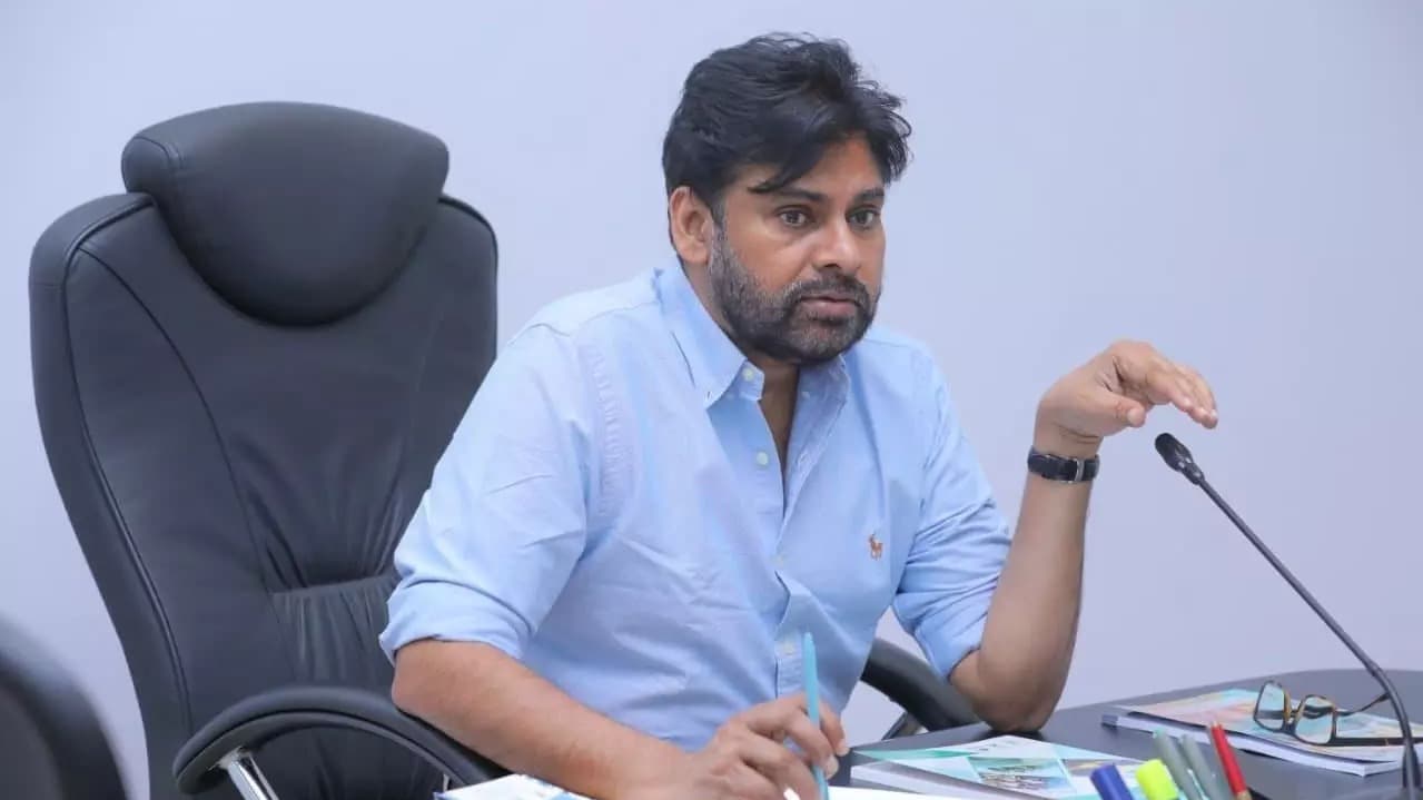 పవన్ కళ్యాణ్ ఆదేశాలతో కళాకారులకు చేయూత