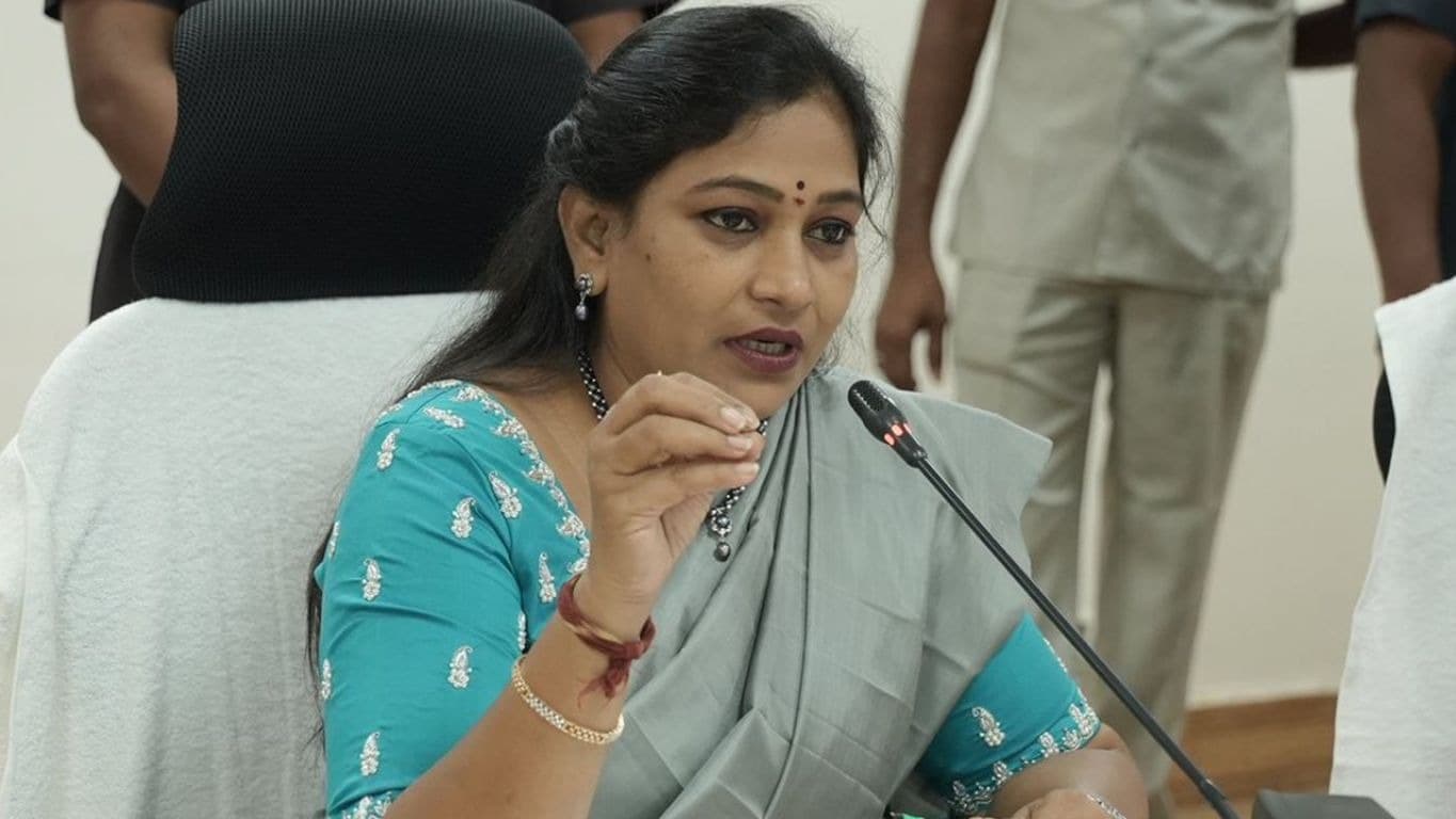 వైసీపీ క్రిమినల్‌ రాజకీయాలు చేస్తోంది: హోంమంత్రి అనిత