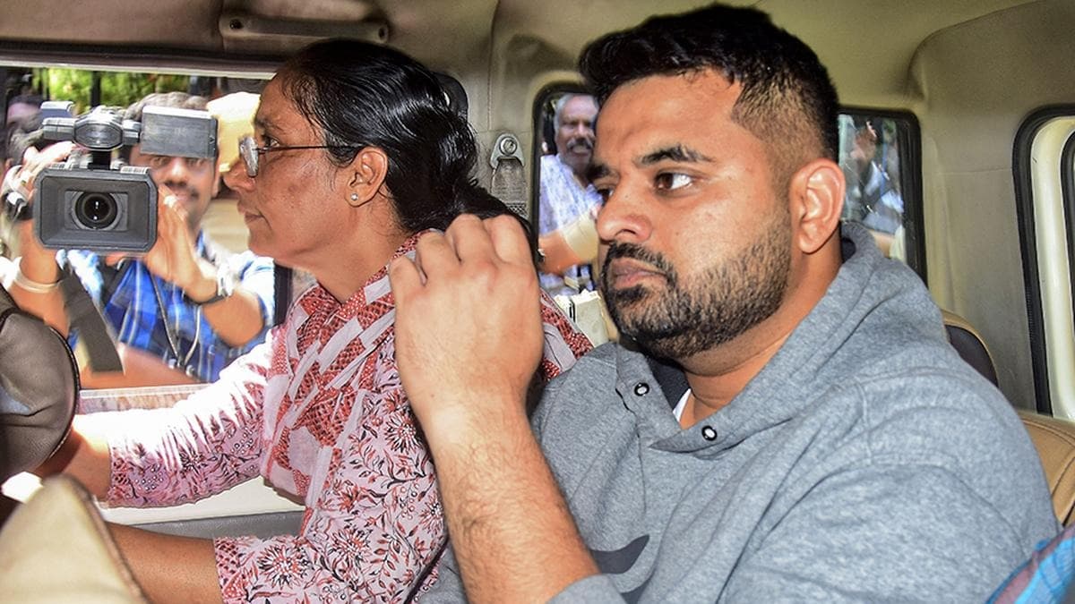 ప్రజ్వల్ రేవణ్ణ జైలు వీడియోతో మరోసారి కలకలం