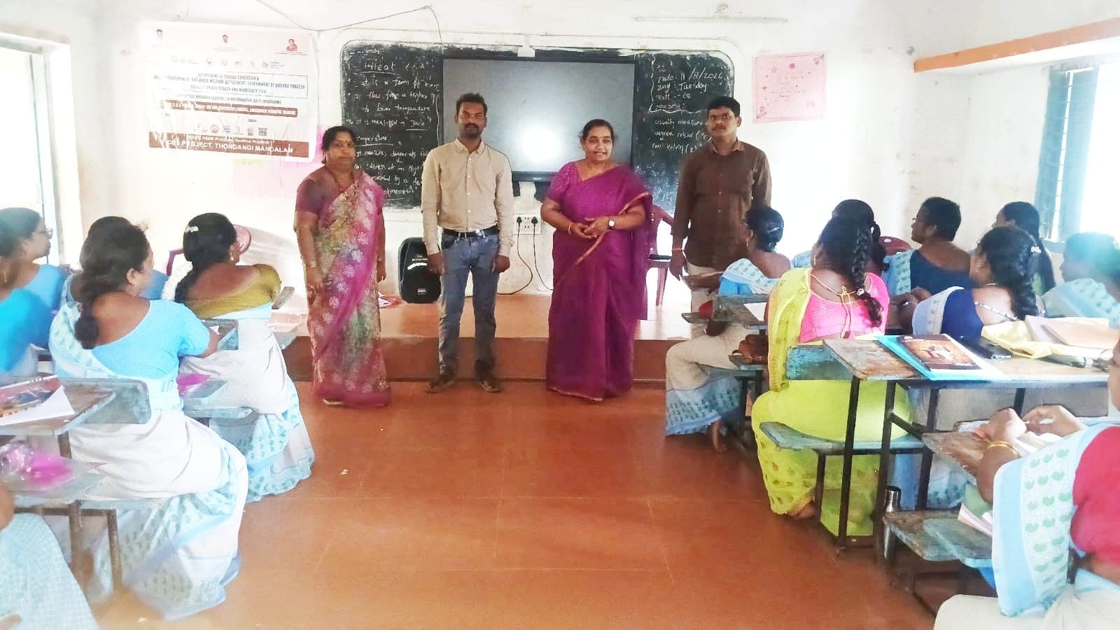 అంగన్‌వాడీ కార్యకర్తలకు జ్ఞాన జ్యోతి శిక్షణ