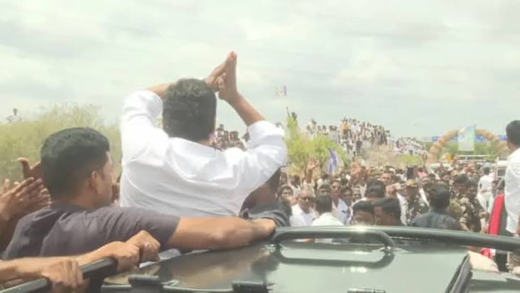 కర్నూలు జైలుకు చేరుకున్న వైఎస్ జగన్