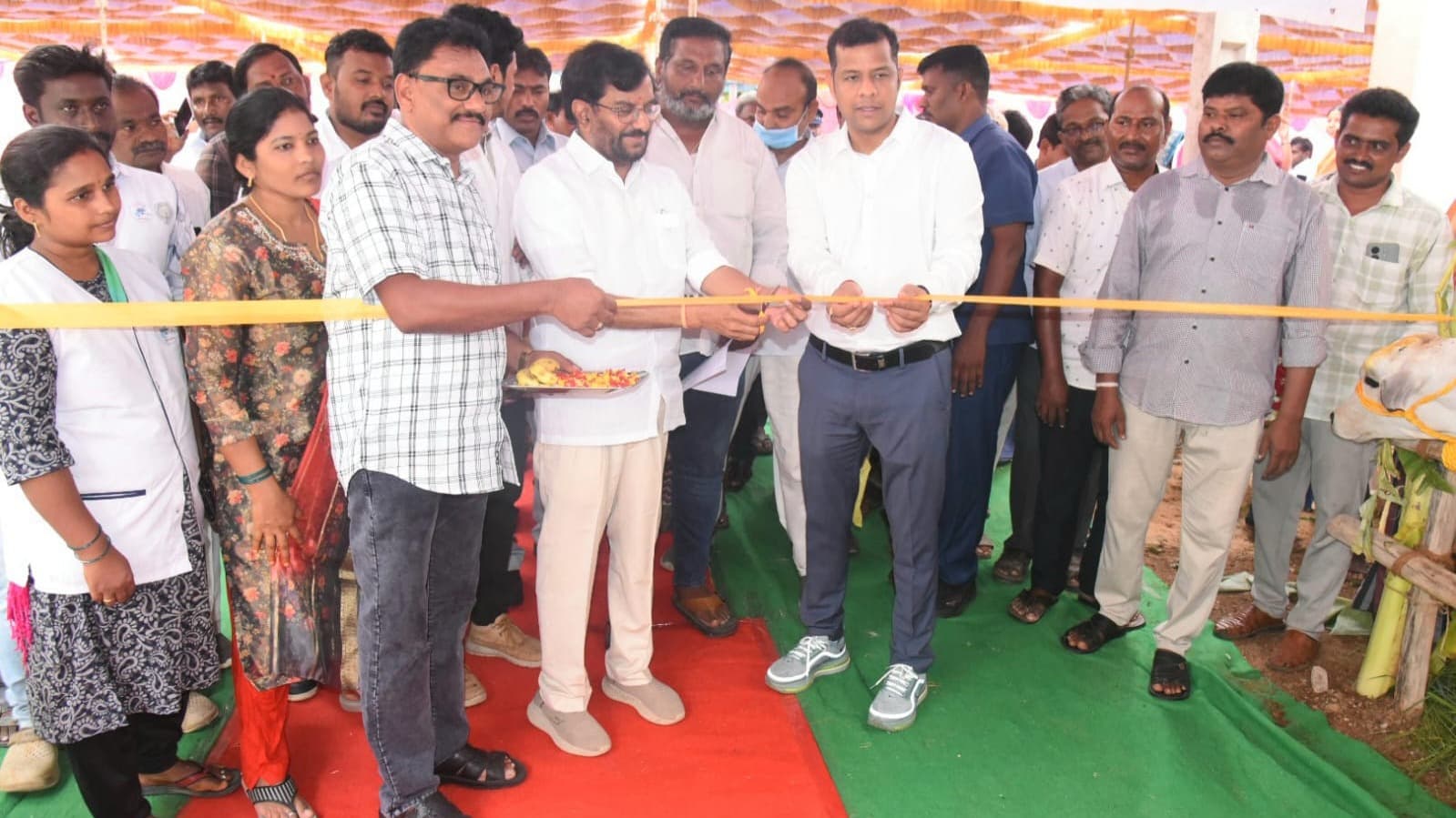 రైతుల దశాబ్దాల కల నెరవేర్చాలి: సోమిరెడ్డి