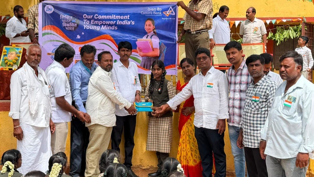 కుప్పం పాఠశాలలో ఘనంగా స్వతంత్ర దినోత్సవ వేడుకలు