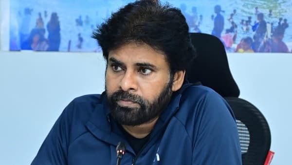 ఏఈ కుటుంబం ఘటనపై పవన్ కళ్యాణ్ తీవ్ర విచారం