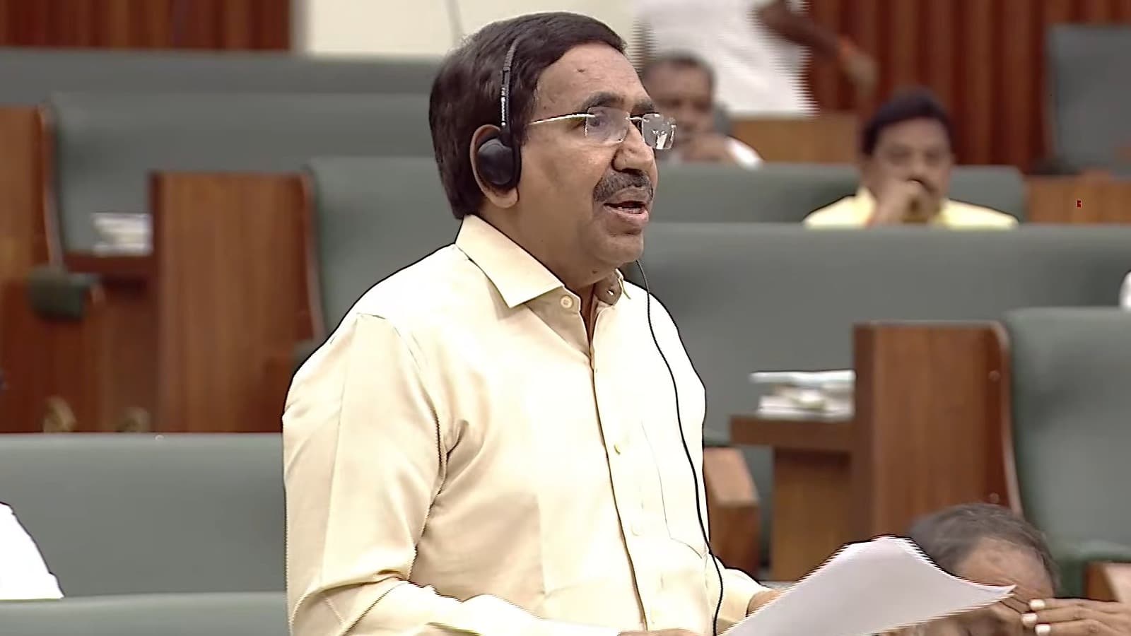 అమరావతి నిర్మాణ పనుల్లో వేగం: మంత్రి నారాయణ