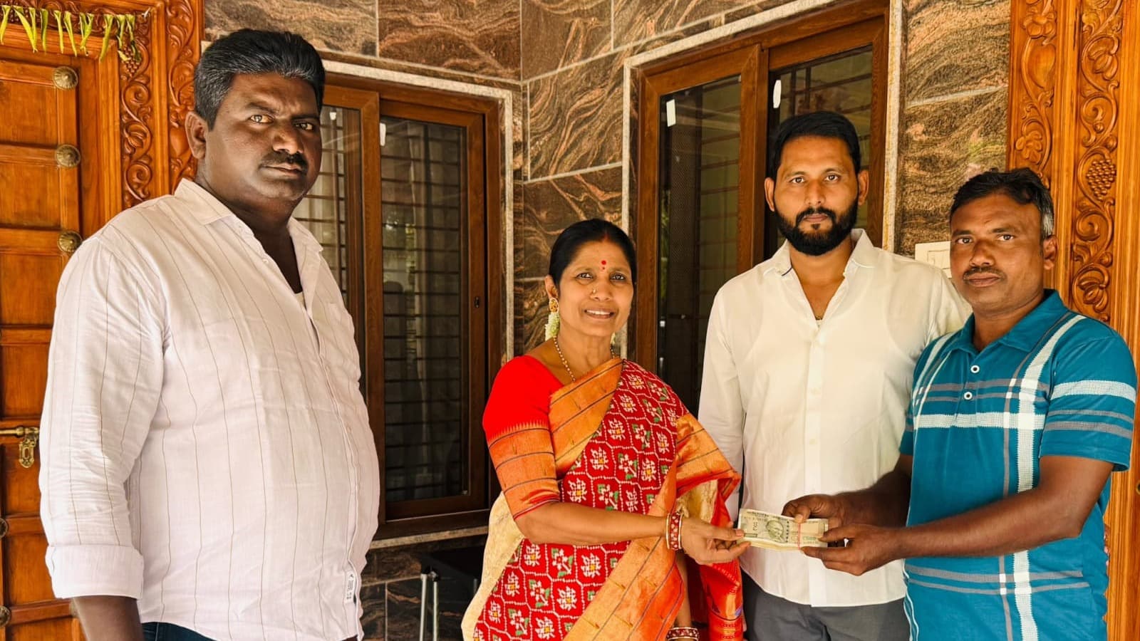 బైక్ ప్రమాద బాధిత టీడీపీ కార్యకర్తకు రూ.50 వేల సాయం