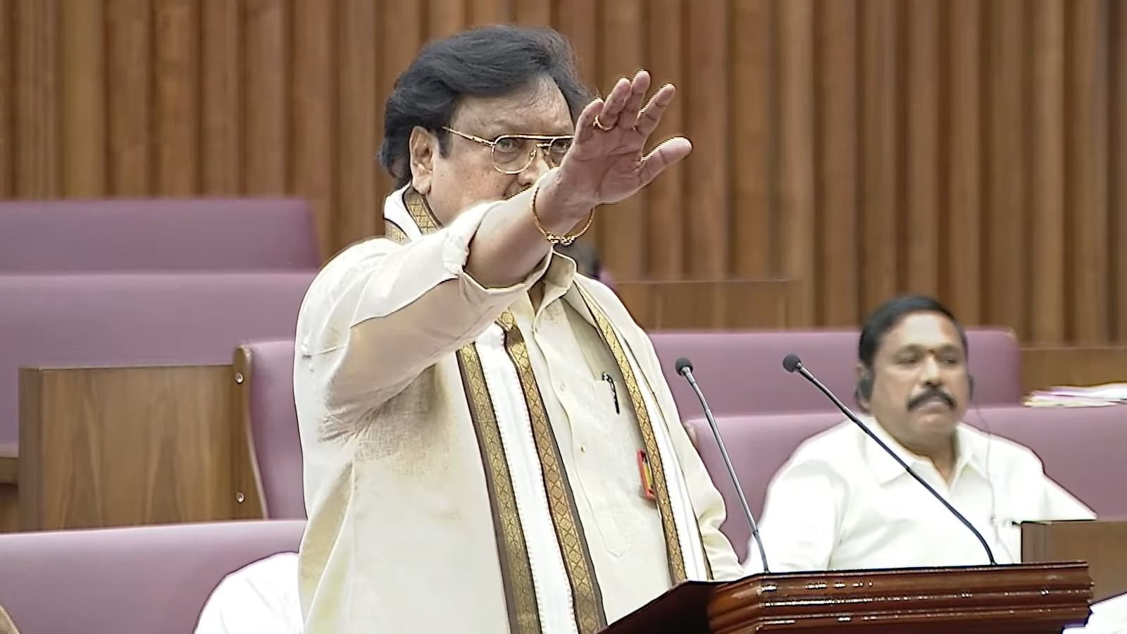 ఎమ్మెల్సీగా వర్ల రామయ్య ప్రమాణ స్వీకారం..