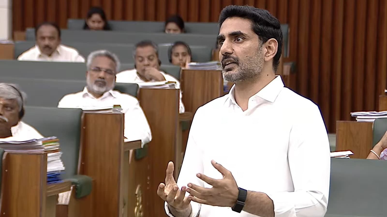 'APHERMC అమెండ్‌మెంట్ బిల్లు' ప్రవేశపెట్టిన లోకేష్