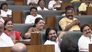 నేటి అసెంబ్లీ సమావేశాలకు హాజరైన ఉప ముఖ్యమంత్రి పవన్ కల్యాణ్
