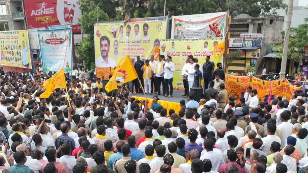 తెలుగువారు ఎక్కడున్నా వారి సంక్షేమమే టీడీపీ ధ్యేయం: లోకేష్