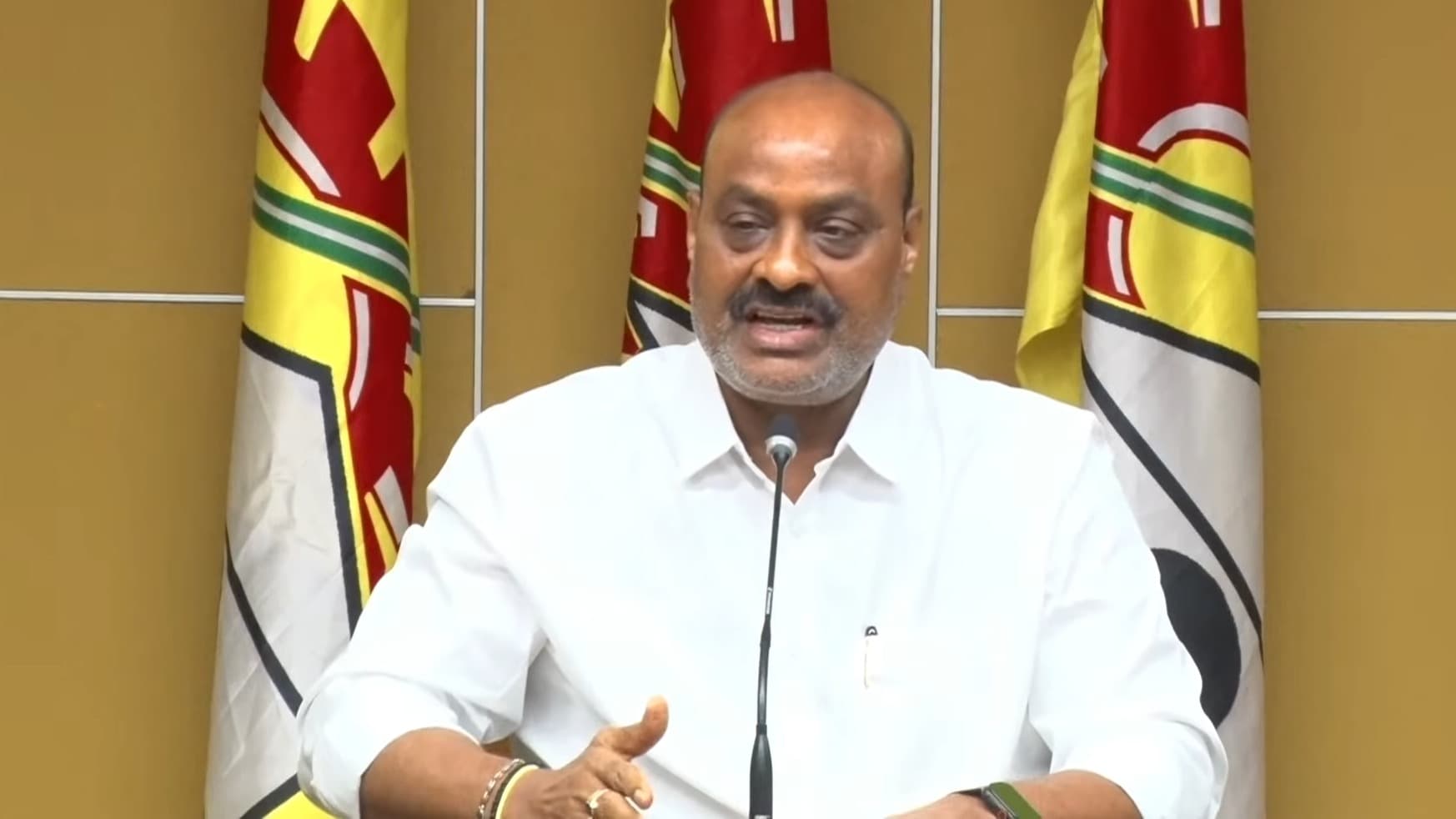 మత్స్యకారుల కోసం గాలింపు చర్యలను ముమ్మరం చేసాం: అచ్చెన్నాయుడు