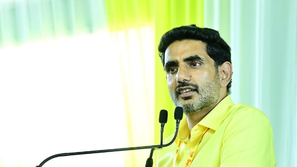 స్థానిక ఎన్నికల్లో విజయమే లక్ష్యం: నారా లోకేష్