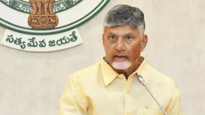 అమరావతిలో ఆరోగ్యశాఖపై చంద్రబాబు కీలక సమీక్ష