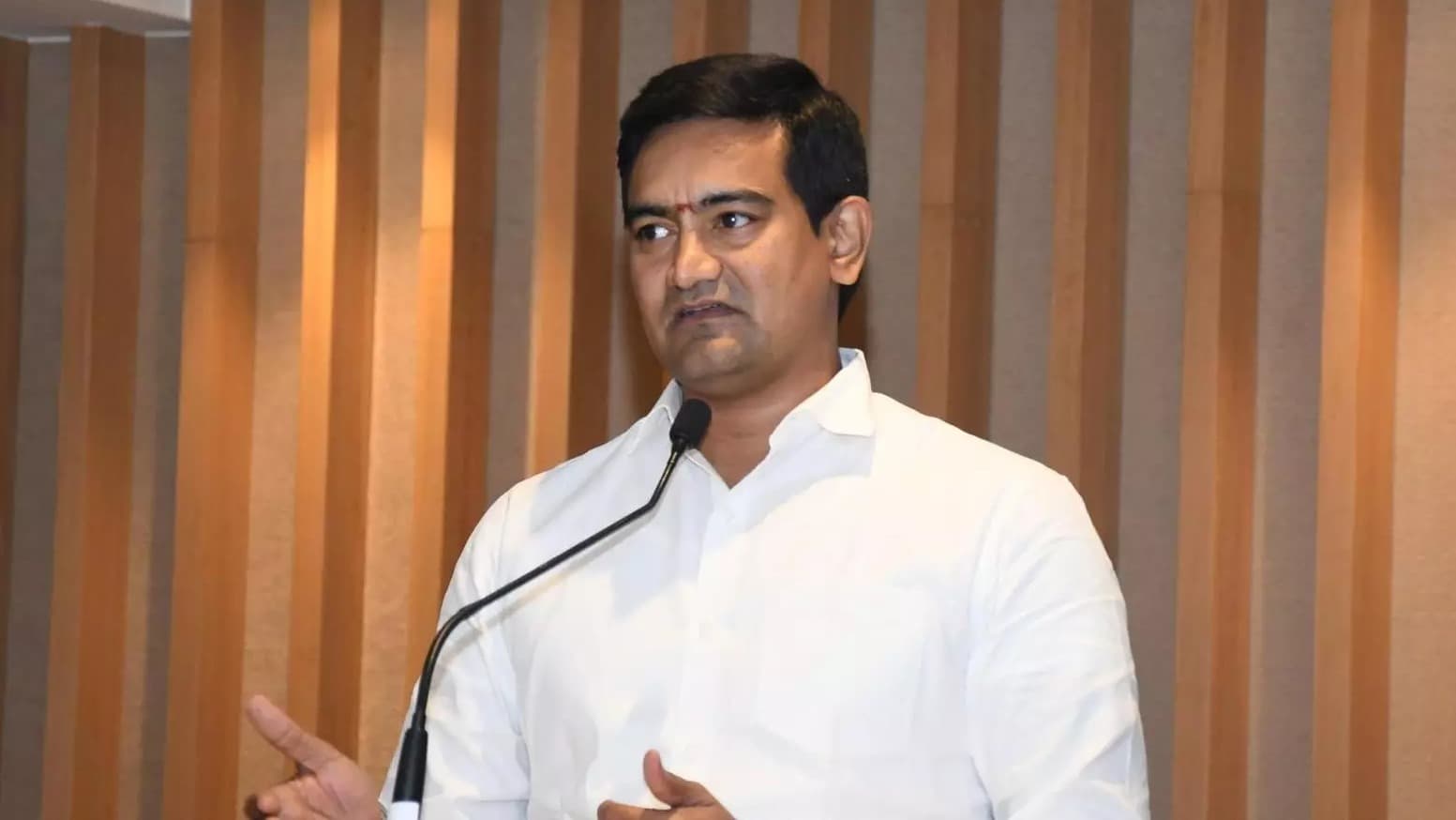 మానస సరోవర యాత్రికులపై మంత్రి కొండపల్లి కీలక ప్రకటన