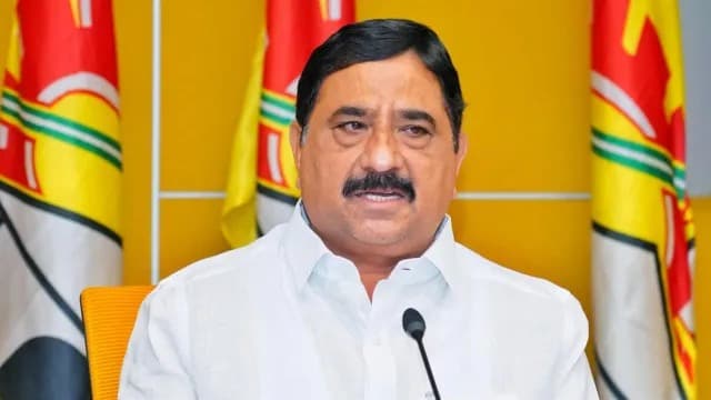 రాయలసీమ కరువుతో జగన్ రాజకీయం: కాలవ శ్రీనివాసులు