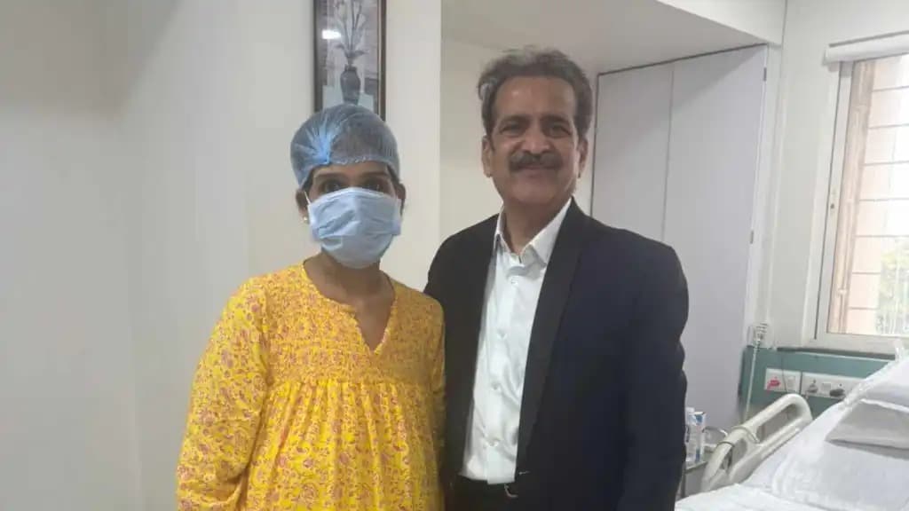 పదకొండు బరువు తగ్గింపు శస్త్రచికిత్సల తర్వాత కొత్త జీవితం