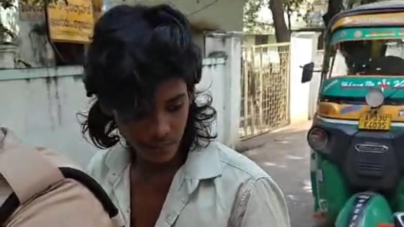 నందిగామలో ఆకతాయిలపై పోలీసుల ఉక్కుపాదం..