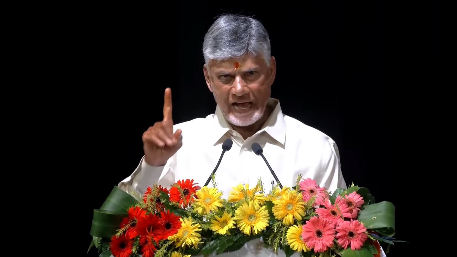 వారణాసిలో చంద్రబాబు పవర్‌ఫుల్ స్పీచ్